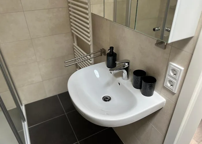 Premium Fewo - Blick Auf Felsenkirche & Schloss - Traveller Award 2024 Apartamento *